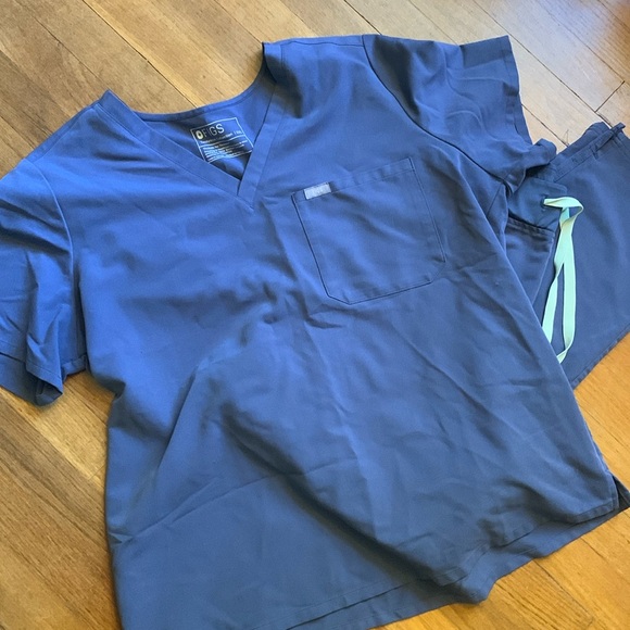 Figs Pants - Gray Figs scrub set